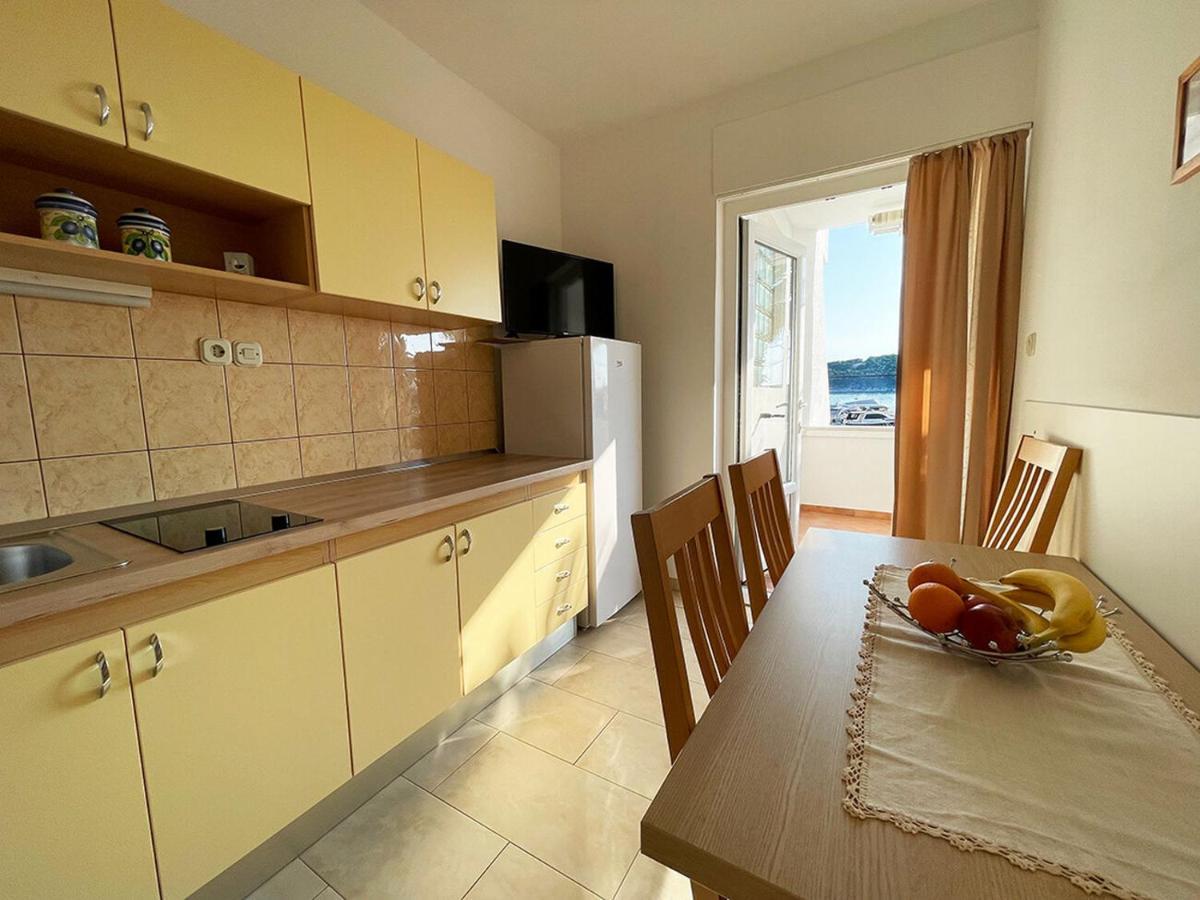 Apartments Near The Sea Barbat Barbat na Rabu Luaran gambar