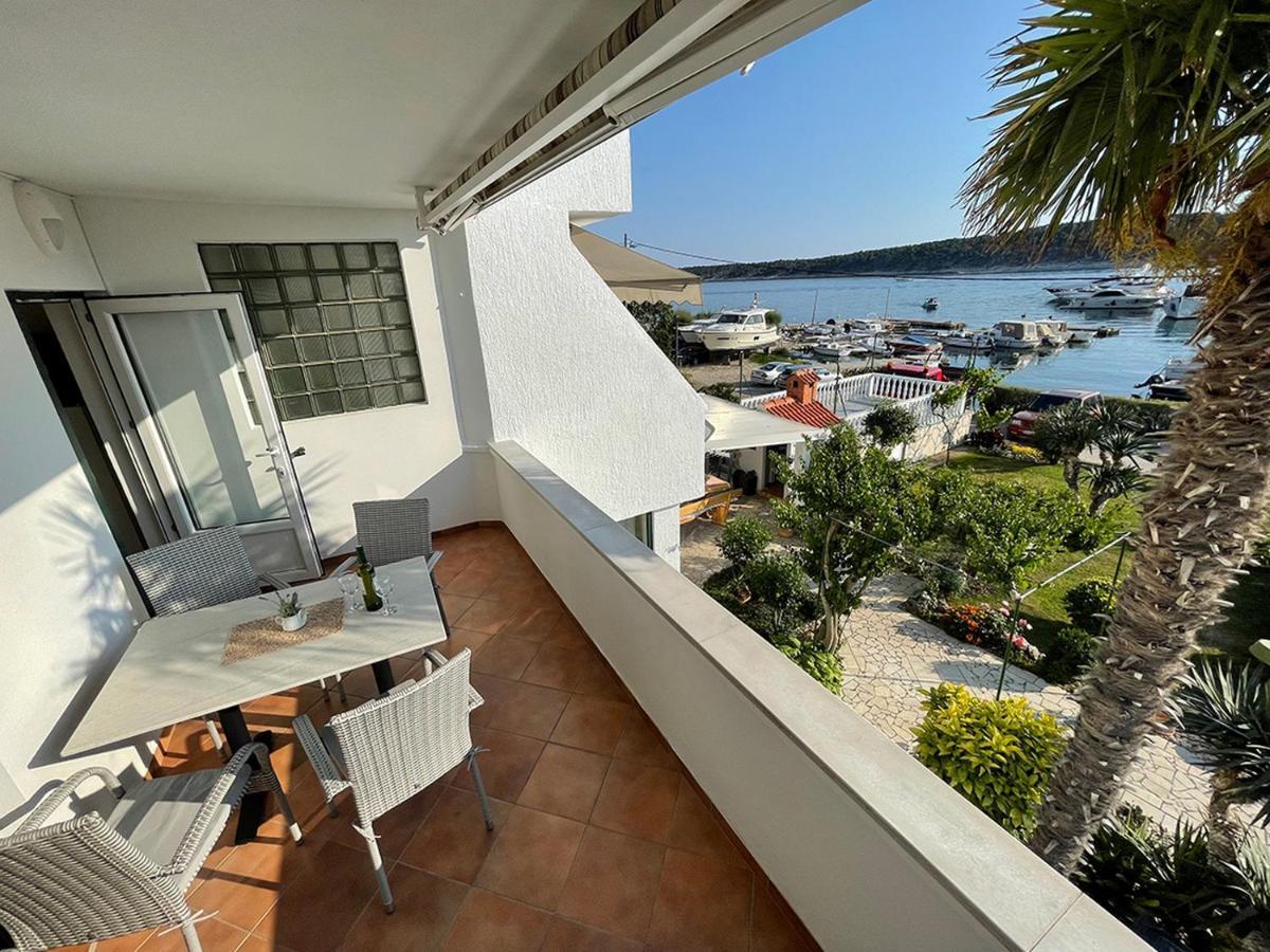 Apartments Near The Sea Barbat Barbat na Rabu Bilik gambar