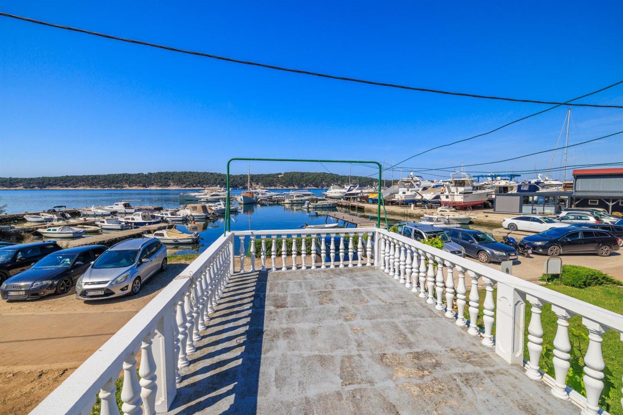 Apartments Near The Sea Barbat Barbat na Rabu Luaran gambar